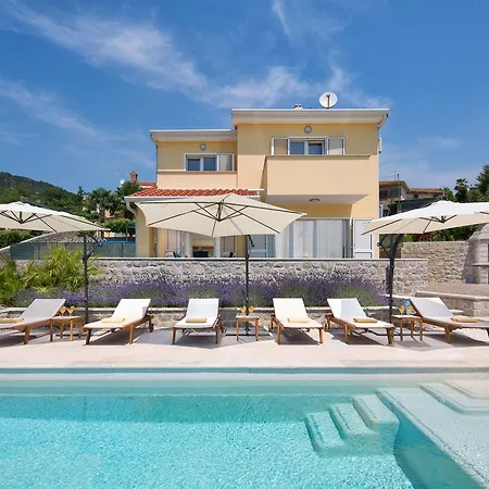 Silvija Villa