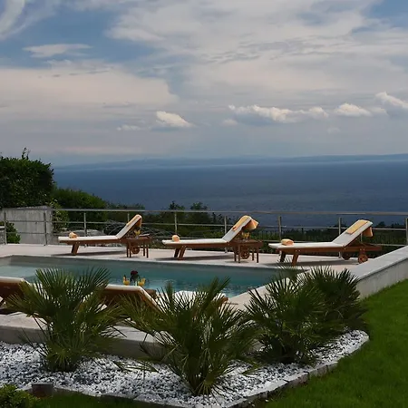 Silvija Villa *