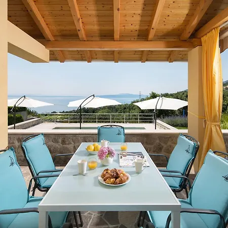 Silvija Villa Ičići